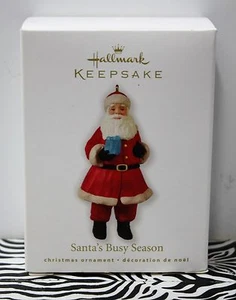 SANTA'S BUSY SEASON Claus Christmas Hallmark Andenken Ornament Classic 2010 NEU - Bild 1 von 3