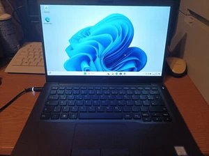DELL Latitude 7400 14" Notebook Intel Core i7 8665U 16GB, 256GB SSD Win 11 Nr 1 - Afbeelding 1 van 7