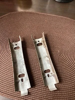 1970 1971 Mopar Plymouth Cuda Side Marker Housing Light Lamp Backing Bracket - Image 1 of 3