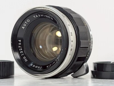 [Exc+5] Yashica Auto Yashinon 5cm 50mm f/2 M42 Standard Lens from JAPAN - Image 1 of 4