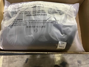 SKIMS X THE NORTH FACE 1995 RETRO DENALI FLEECE JACKET ONYX IN HAND Size S-XL - Picture 1 of 4