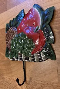 Percha de pared de metal pintado con frutas - Imagen 1 de 4