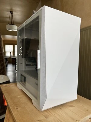 12-Cores/24-Threads CPU,32GB RAM, 1.2TB, M.2nvme, NVIDIA Quadro, Win-11 Pro,WiFi - Image 1 of 4