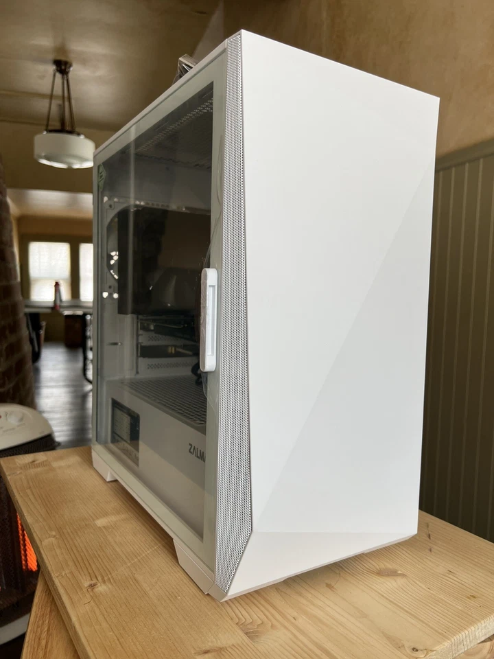 12-Cores/24-Threads CPU,32GB RAM, 1.2TB, M.2nvme, NVIDIA Quadro, Win-11 Pro,WiFi - Image 1 of 4