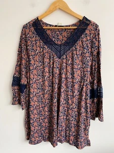 Beme Blouse Womens Large Blue Red Lace Floral Boho 3/4 Sleeve V-Neck Flowy Top - Picture 1 of 10