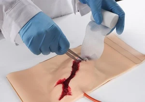 Modelo de entrenamiento control de sangrado de heridas en piernas - Imagen 1 de 9