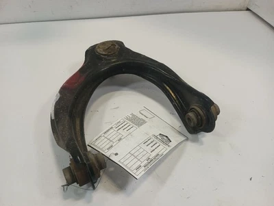 Brazo de control superior derecho pasajero delantero del Acura TL 12219053 2014 Foto 1 de 4