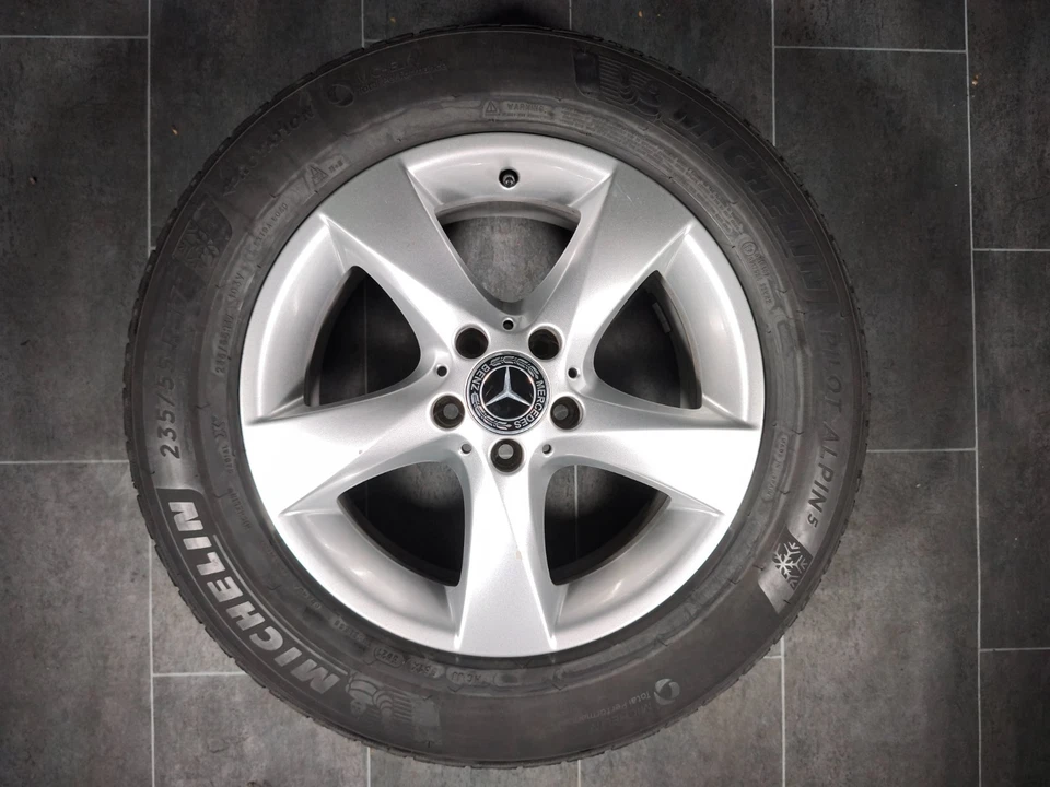 1 Winterreifen 235 55 R17 MB V Klasse W447 17" Alufelge Komplettrad - Bild 1 von 4