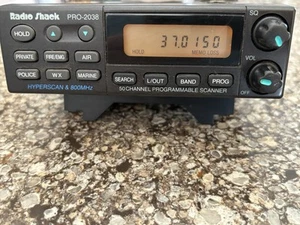 Radio Shack Pro-2038 Hyperscan 50 Channel Programmable Scanning Receiver Works - Zdjęcie 1 z 10