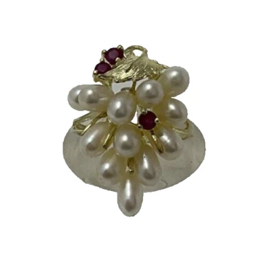 Ladies 14KT  Yellow Gold Fresh Water Pearl And Ruby Grape Leaf  Ring SIZE 6.5 - Image 1 of 4