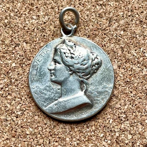 Suisse, Geneva. Silver Shooting medal Tir du Village Suisse 1900 Rare E2528 - Picture 1 of 2