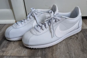 NWOB Nike CLASSIC CORTEZ Women – Football Grey/White Size 11.5 807471-023 NEW - Picture 1 of 6