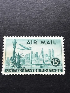 1946 15c New York Skyline U.S. Air Mail Scott C35 Mint F/VF NH - Picture 1 of 1
