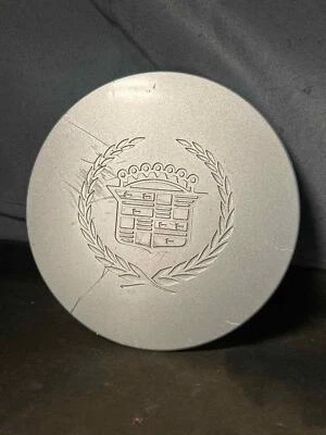Fits 1997 CADILLAC SEVILLE 16in Wheel Center Cap OEM:N/A Foto 1 de 4