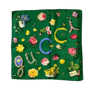 Gucci Vintage 100% Seide quadratischer Schal mit einem "Blumen Print Logo" 40 cm - Bild 1 von 12