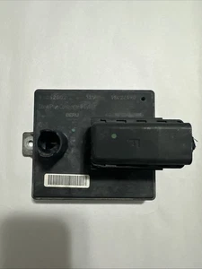 07-10 GM SILVERADO SIERRA SAVANA DURAMAX LMM GLOW PLUG MODULE 98062002 98022490 - Picture 1 of 3