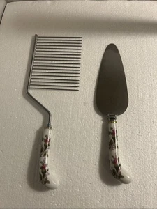 Vintage Sheffield England Floral 2-Pc. Cake Pie Serving Spatula & Cake Divider - Picture 1 of 5