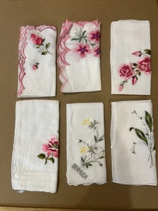 Lot of 6 Vintage Ladies Hankies - Picture 1 of 16