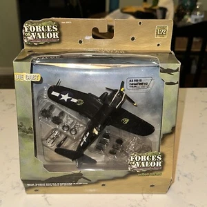 Unimax Forces of Valor U.S. F4U-1D Corsair VMF-112 Pacific 1945 1:72 NIB #95228 - Picture 1 of 6