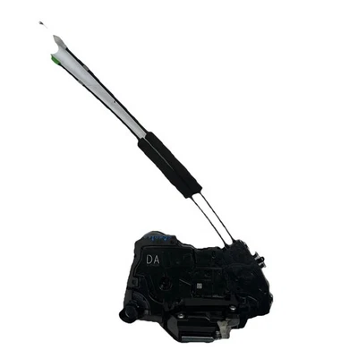 Actuador de cerradura de puerta delantero derecho Toyota Corolla 23 a 24 OEM 6904012580 Japón Foto 1 de 4