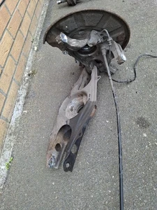 MERCEDES-BENZ E CLASS w212 2009-2016 LEFT REAR HUB and LOWER ARM A2123500141 - Picture 1 of 4