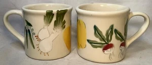 2er Set Vintage 1982 Hartstone Becher "Farmer's Market" handbemalt Zwiebel Pfeffer Rad - Bild 1 von 6