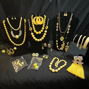 Vintage - Now Mixed Yellow Jewelry Lot - Necklaces, Bracelet, Earrings - Picture 1 of 9