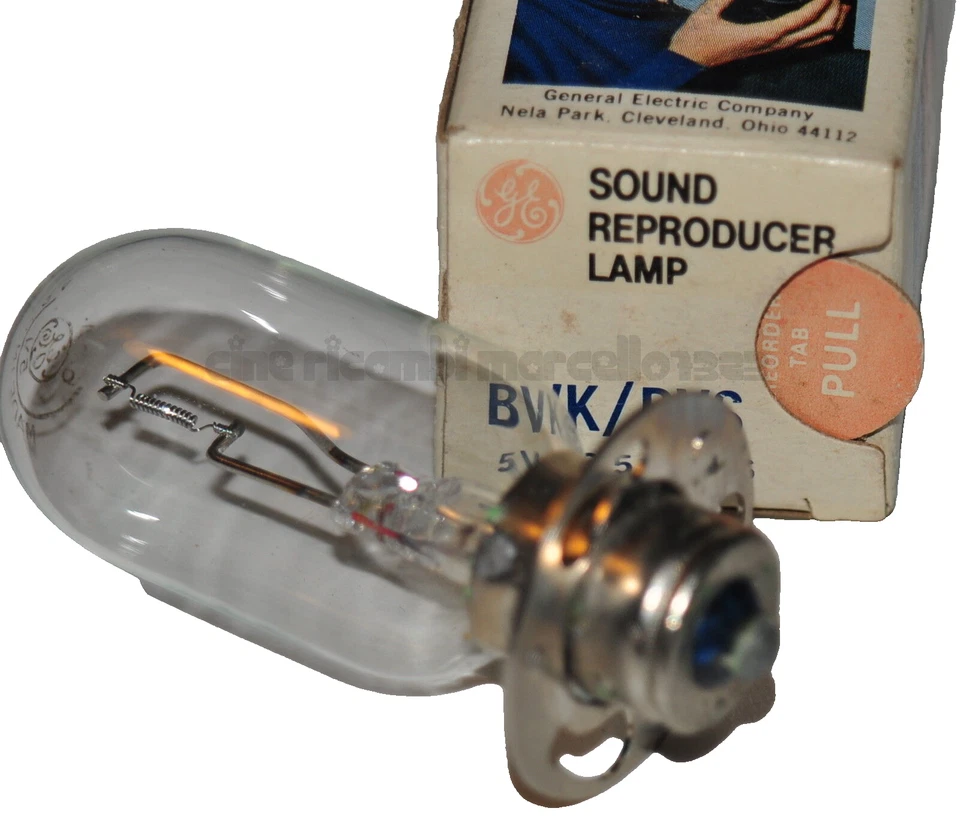 ★LAMPADA ECCITATRICE PER PROIETTORE 16 mm  BVK/BVS 5 V 32.5 W P15S30A (Victor) ★ - Immagine 1 di 1