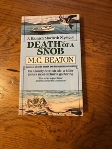 Hamish Macbeth #6: Death of a Snob by M. C. Beaton (1992, Mass Market) - Foto 1 di 5