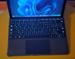 Microsoft Surface Go Signature Type Cover, English and Arabic Keyboard - Picture 1 of 4