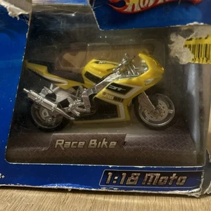 Hot Wheels Moto Racing Bike Motorcycle 1:18 Mint in Box - Picture 1 of 5