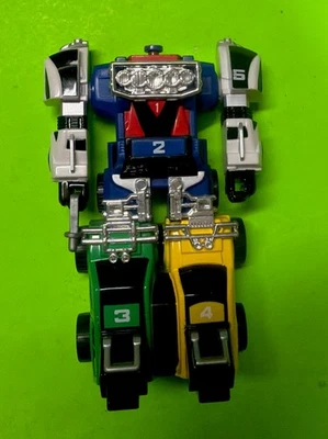"Figura de plástico metálico de 5"" Bandai Power Rangers Megazord 97 de colección sin armas principales" Foto 1 de 4