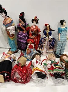 Lote de muñecas coleccionables Nishi China Valiska - Imagen 1 de 24