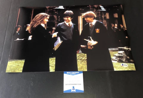 DANIEL RADCLIFFE SIGNED 'HARRY POTTER' 12X18 PHOTO AUTHENTIC AUTOGRAPH BECKETT 3 Cover