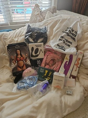 Paquete de caja de bondage de juguetes sexuales para él y ella. 22245. Foto 1 de 4