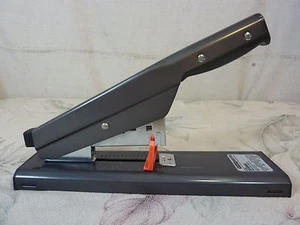 Stanley Bostitch Model B310HDS Heavy Duty Stapler - Picture 1 of 7
