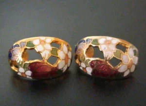 Cloisonne Flower Stud Pierced Earrings Cut Out Enamel Vtg Pair - Picture 1 of 5