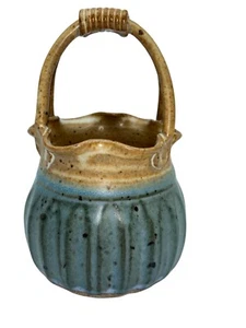 North Georgia Pottery Basket Signed Heyward Blue and Tan - Picture 1 of 7