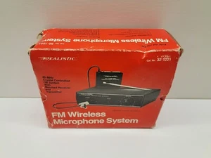 Vintage Realistic FM Wireless Microphone System 32-1221 - Picture 1 of 4