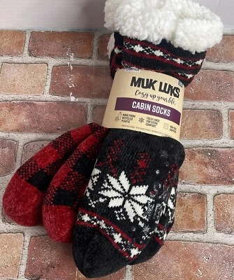 Calcetines de cabina MUK LUKS 2pk rojo-negro a cuadros y escamas negro-blanco, con empuñaduras antideslizantes Foto 1 de 4