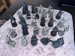 2005 STAR WARS SILVER AND BLACK CHESS SET-NO BOX OR BOARD Some Missing - Picture 1 of 9