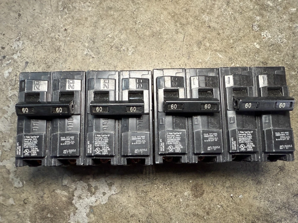 LOTE 4 Disjuntores Siemens Q260 60A 60 Amp 2 Polos Stab In 120 240V - Imagem 1 de 1