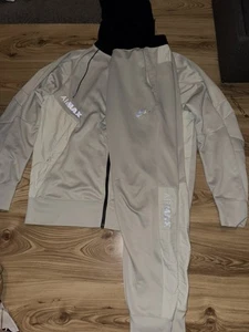 Nike Sport Anzug in Beige In L - Bild 1 von 2