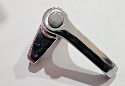 Alfa Romeo Spider  Door quarter  vent Window Glass Chromed Latch RIGHT SIDE - Image 1 of 4