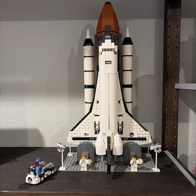 Lego Space Shuttle Expedition 10231 -  Lego Only Great Condition Minor Yellowing