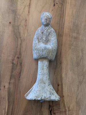 Escultura de monje de terracota de la dinastía Han china Foto 1 de 3