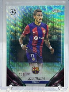 2023-24 Herramientas Cromo Raphinha #76 Aqua Wave Refractor/199 FC Barcelona  - Imagen 1 de 8