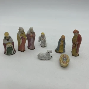 Vintage Nativity Set 8 Figures Christmas Resin Miniature Manger Scene - Picture 1 of 12