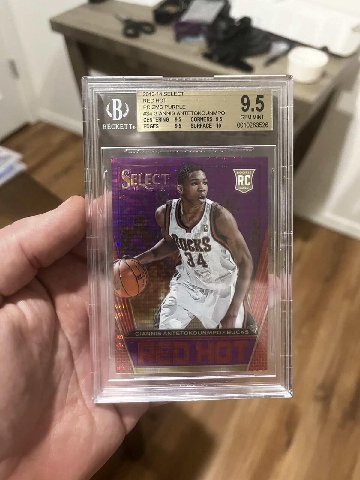 GIANNIS ANTETOKOUNMPO BGS 9.5 + 2013-14 SELECT RED HOT PURPLE PRIZM ROOKIE /99