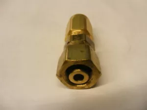 MP Parts 2TFMS-6-5B Fitting w O-Ring f Seastar Bulkhead Hydraulic Steering Hose - Foto 1 di 9